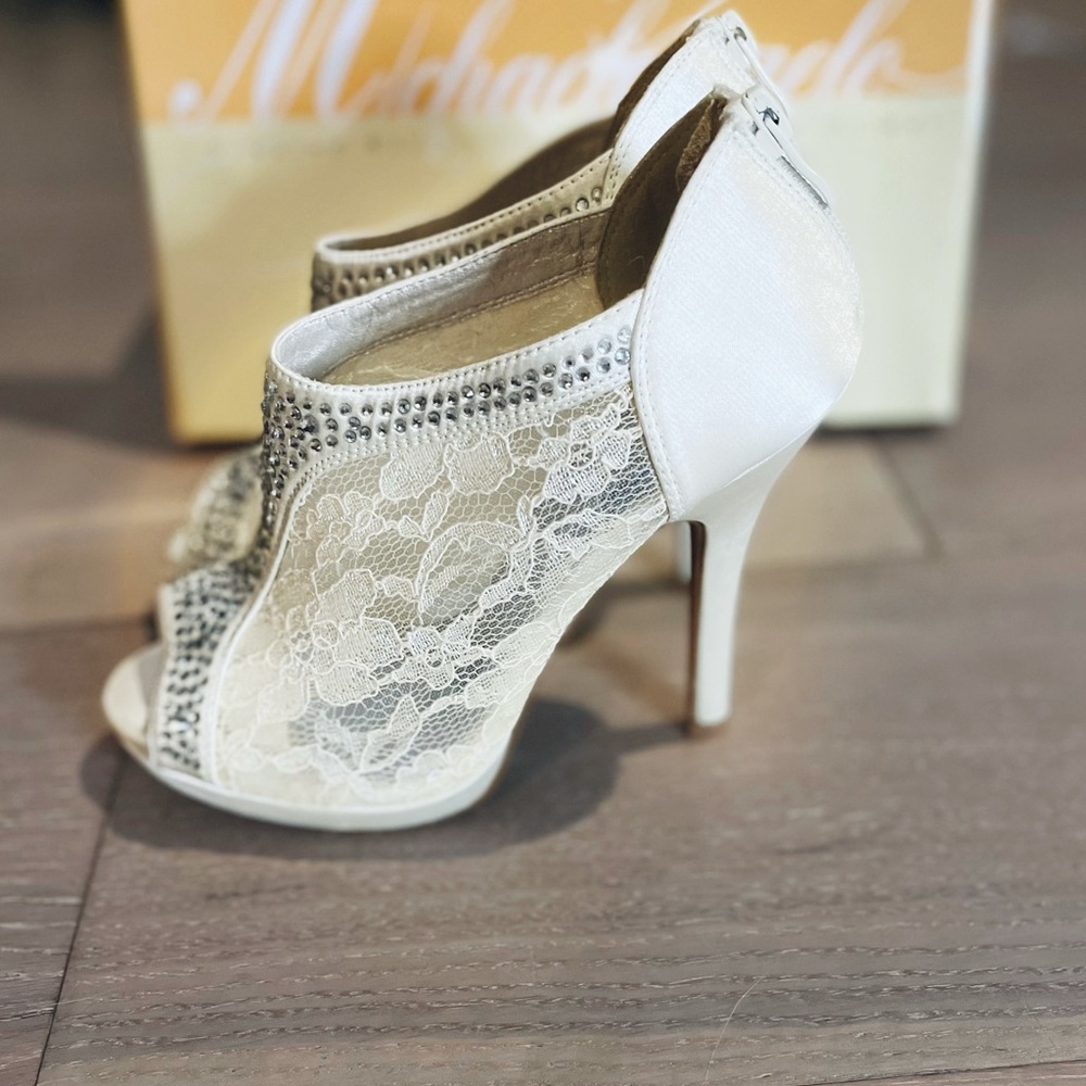 MICHAELANGELO HEELS WORN ONLY 1X!